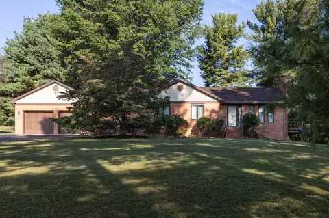 5722 Gardner Ln, Bridgewater, VA 22812