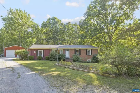 9020 W River Rd, Palmyra, VA 22963