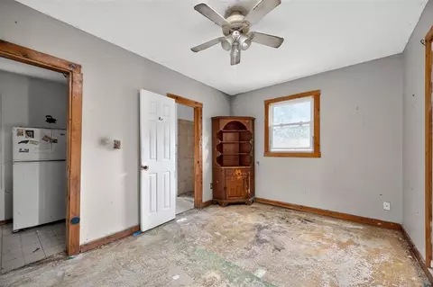 Bedroom - 84 Overlook Ave, Mount Sidney, VA 24467 photo 3 of 4