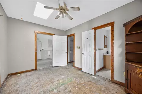 Bedroom - 84 Overlook Ave, Mount Sidney, VA 24467 photo 2 of 4
