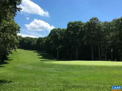 1025 Blue Ridge Dr, Wintergreen Resort, VA 22967