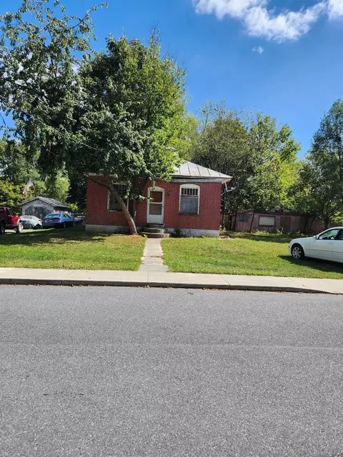 Exterior - 285 Park Ave, Broadway, VA 22815 photo 25 of 27