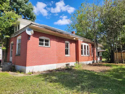 Exterior - 285 Park Ave, Broadway, VA 22815 photo 4 of 27