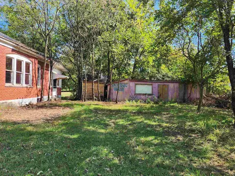 Exterior - 285 Park Ave, Broadway, VA 22815 photo 7 of 27