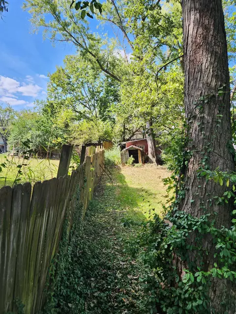 Exterior - 285 Park Ave, Broadway, VA 22815 photo 21 of 27