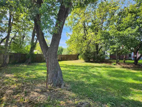 Exterior - 285 Park Ave, Broadway, VA 22815 photo 18 of 27