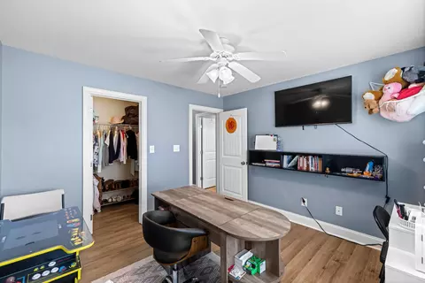 Bedroom - 1073 Pendleton Dr, Waynesboro, VA 22980 photo 4 of 4