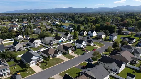 View/Area - 1073 Pendleton Dr, Waynesboro, VA 22980 photo 10 of 11