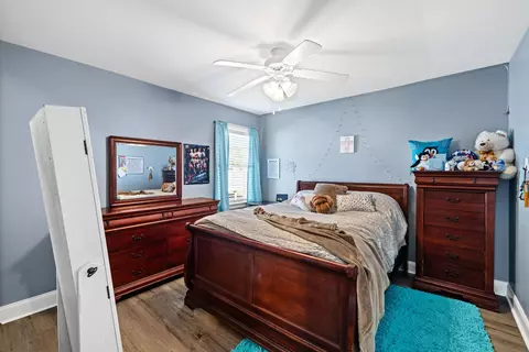 Bedroom - 1073 Pendleton Dr, Waynesboro, VA 22980 photo 3 of 4