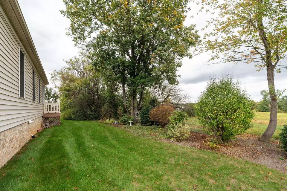 Exterior - 112 Kings Ct, Waynesboro, VA 22980 photo 13 of 16