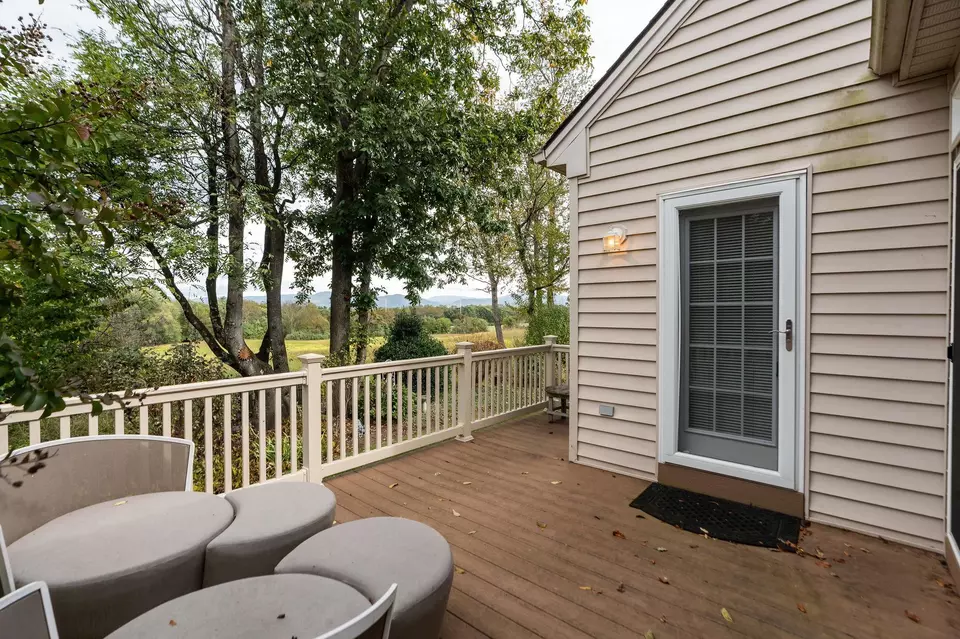 Exterior - 112 Kings Ct, Waynesboro, VA 22980 photo 7 of 16