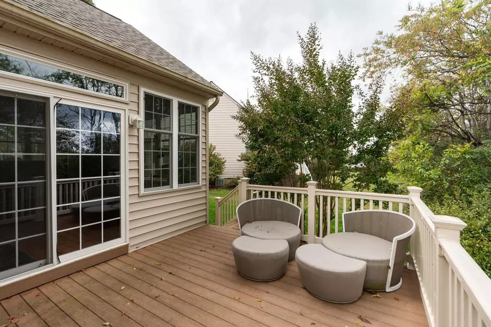 Exterior - 112 Kings Ct, Waynesboro, VA 22980 photo 8 of 16