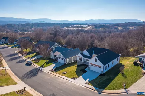 2524 Belvue Rd, Waynesboro, VA 22980