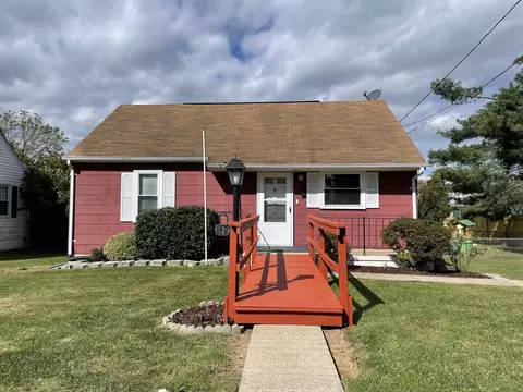 529 N Augusta Ave N, Waynesboro, VA 22980