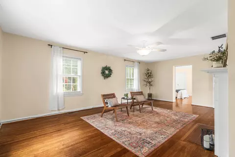 407 Crompton Rd, Waynesboro, VA 22980 photo 6