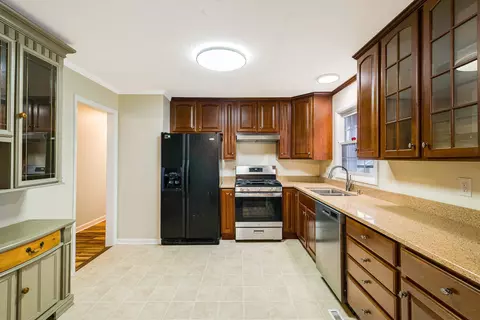 Kitchen - 170 Morningside Dr, Broadway, VA 22815 photo 1 of 2