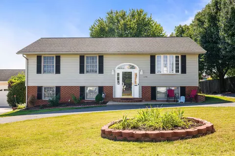 170 Morningside Dr, Broadway, VA 22815