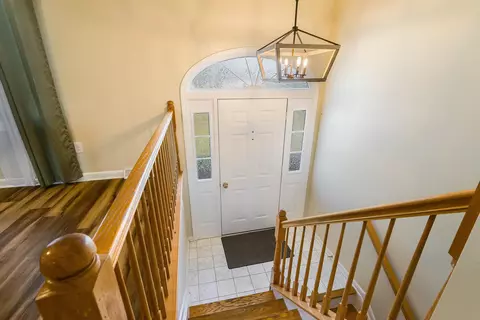 Entry Way - 170 Morningside Dr, Broadway, VA 22815 photo 3 of 5