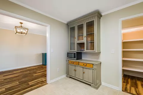 Entry Way - 170 Morningside Dr, Broadway, VA 22815 photo 5 of 5