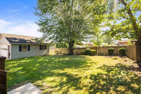 Exterior - 170 Morningside Dr, Broadway, VA 22815 photo 10 of 14