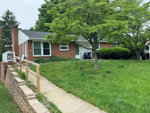 99 Sharon St, Harrisonburg, VA 22801