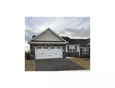 4660 Melville St, Rockingham, VA 22801