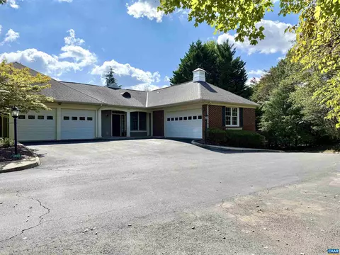 1320 Pantops Cottage Ct, Charlottesville, VA 22911