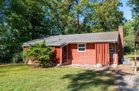 2302 Summit Rd, Charlottesville, VA 22901