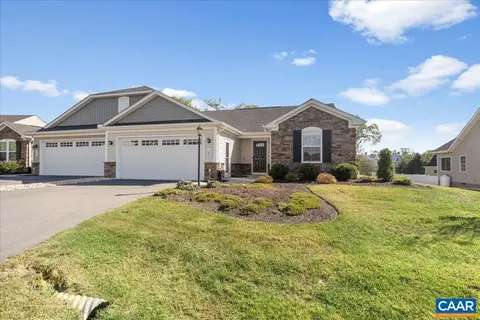 165 S Peak Dr S, Mcgaheysville, VA 22840