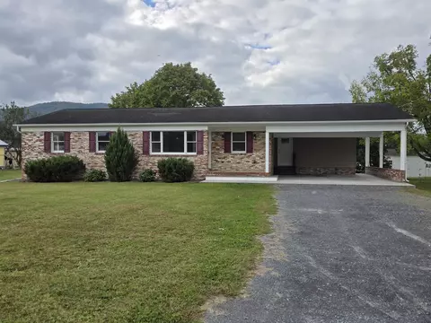 307 W Spring Ave W, Elkton, VA 22827