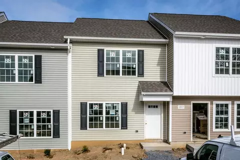 1308 Luke Ln, Harrisonburg, VA 22802