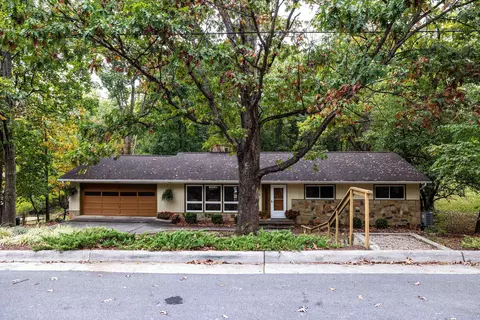 1167 Westmoreland Dr, Harrisonburg, VA 22801