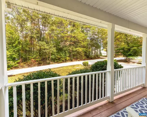 Exterior - 503 Jefferson, Palmyra, VA 22963 photo 3 of 10