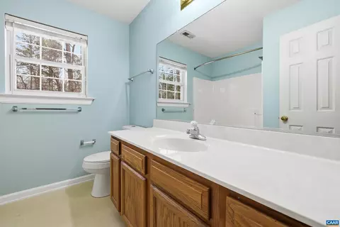 Bath - 503 Jefferson, Palmyra, VA 22963 photo 5 of 5
