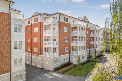 455 White Gables Ln #101, Charlottesville, VA 22903