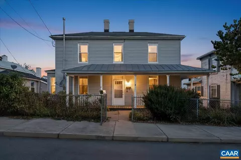 9 E Liberty St E, Staunton, VA 24401
