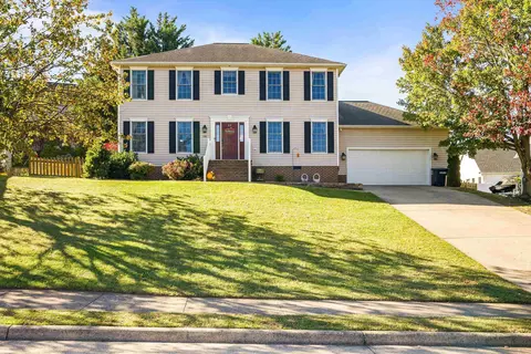 1141 Decca Dr, Harrisonburg, VA 22801