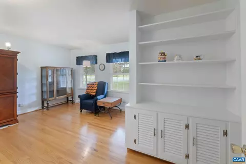 2117 Tarleton Dr, Charlottesville, VA 22901 photo 3