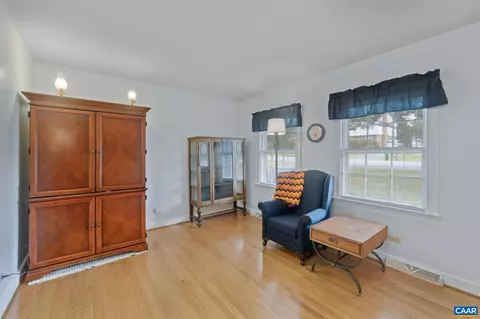 2117 Tarleton Dr, Charlottesville, VA 22901 photo 4