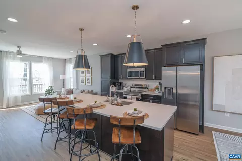 316 Cheshire Ln, Waynesboro, VA 22980