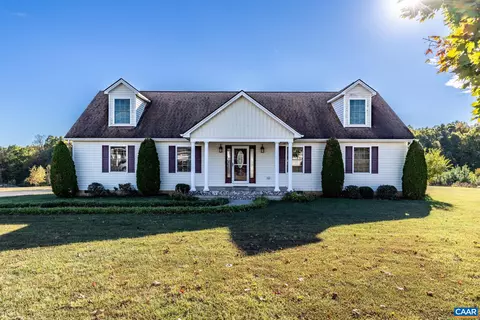 478 Rosewood Dr, Scottsville, VA 24590