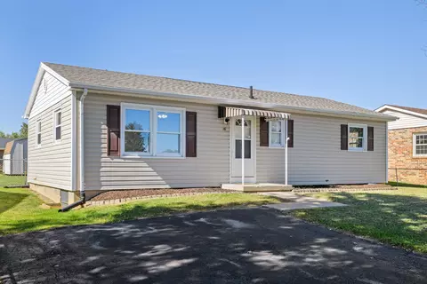 16 Kelford St, Verona, VA 24482