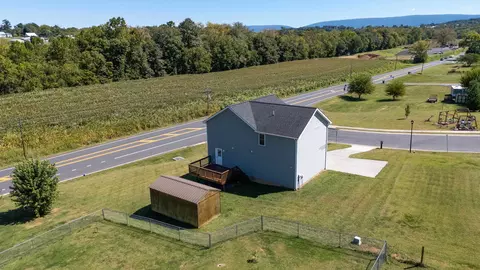 324 Rustic Ave, Broadway, VA 22815 photo 7