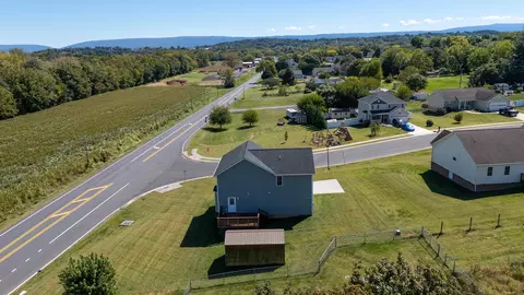 324 Rustic Ave, Broadway, VA 22815 photo 8