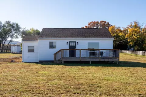 2290 Newtown Rd, Elkton, VA 22827
