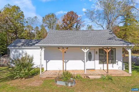 874 James River Rd, Scottsville, VA 24590