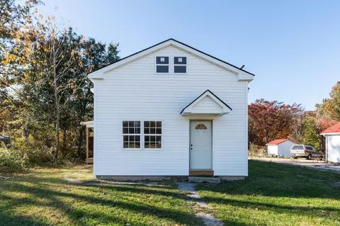 1059 Mt Torrey Rd, Lyndhurst, VA 22952