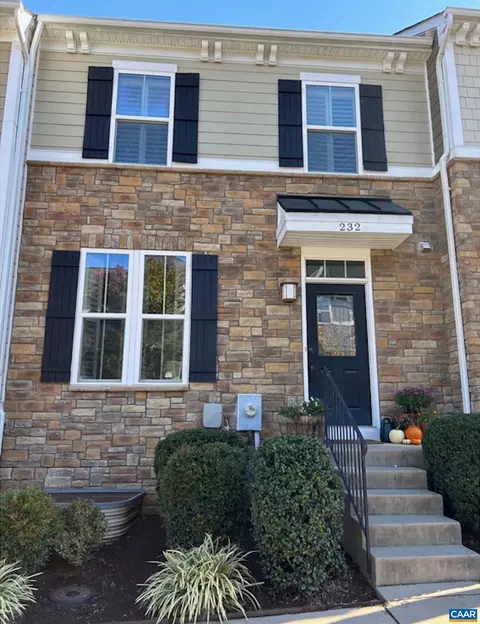 232 Pebble Beach Ct, Charlottesville, VA 22901