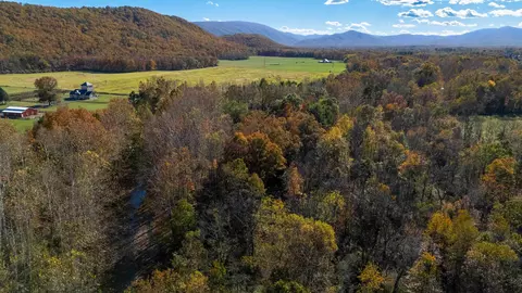 View/Area - 57 Thomas Dr, Lyndhurst, VA 22952 photo 9 of 14