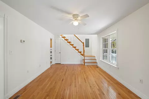 Living - 57 Thomas Dr, Lyndhurst, VA 22952 photo 3 of 5